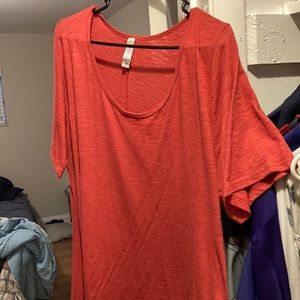 2 xl perfect t in red